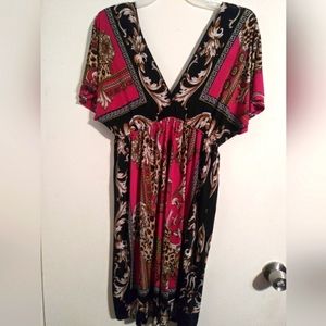Ladies dress. Stretchy and light material. Size XL
